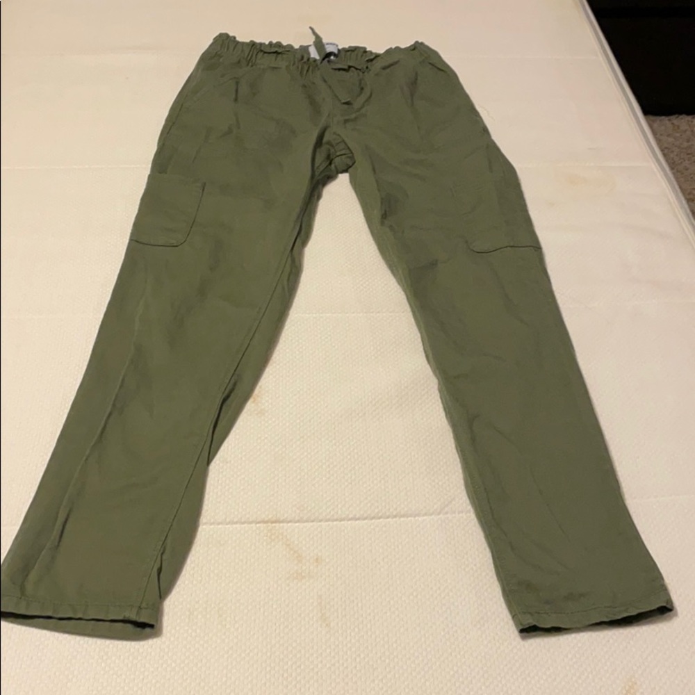 Size XL kids olive green